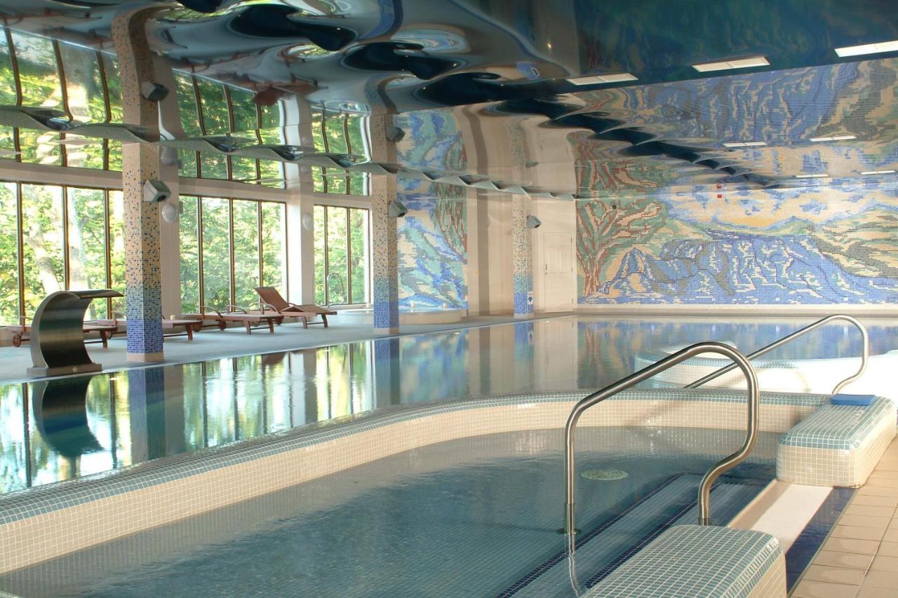 Falls Hotel & Spa Енністімон Екстер'єр фото